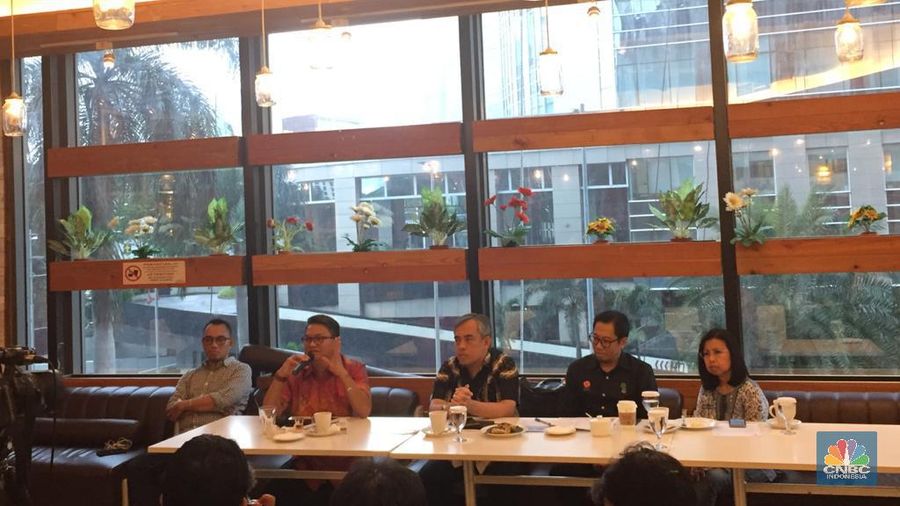 Bursa Efek Indonesia (BEI) menyebutkan terdapat 41 saham yang terindikasi 'gorengan'.