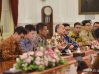 Ketemu Jokowi, Ini Update Investasi Mobil Listrik SoftBank