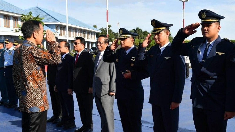 Presiden Joko Widodo dan sejumlah menteri terbang ke Abu Dhabi hari ini, menjemput investasi Rp 126 triliun