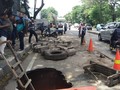Jalan Daan Mogot Amblas 2 Meter, Pengendara Diminta Hati-hati