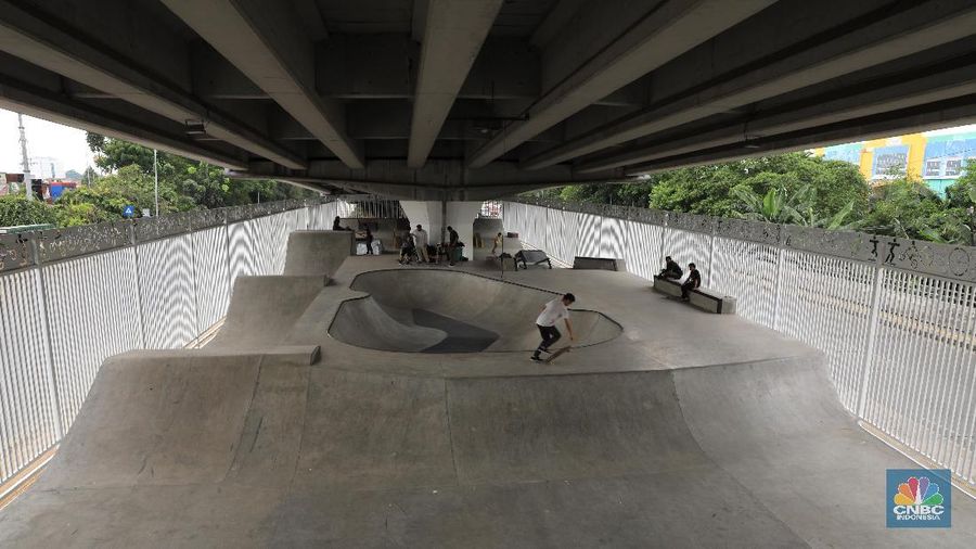 Dengan luas hampir 1.000 m2 atau kira-kira sekitar 926 m2, akan dibangun salah satunya skatepark, bahkan dengan taraf internasional.