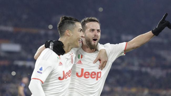 Pjanic Diklaim Setuju Gabung Barcelona