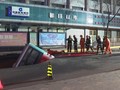 VIDEO: Lubang Jalanan di China Telan Bus, 6 Orang Tewas