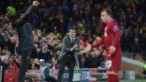 Pada musim berikutnya atau 2018/2019 Ernesto Valverde kembali gagal membawa Barcelona juara Liga Champions setelah dikalahkan Liverpool di babak semifinal, Mei 2019. (Paul ELLIS / AFP)