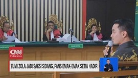 VIDEO: Emak-emak Setia Hadir di Sidang Zumi Zola