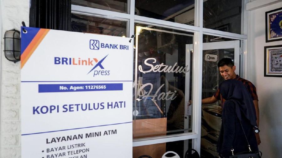 PT Bank Rakyat Indonesia (Persero) Tbk berencana memprospek para wirausaha milenials untuk menjadi Agen BRILink Xpress