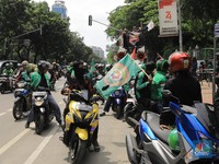 Ribuan Driver Ojol Demo di Monas Hari Ini, Begini Tuntutannya