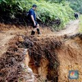 CT Arsa Kirim Bantuan Demi Korban Longsor di Desa Terisolasi