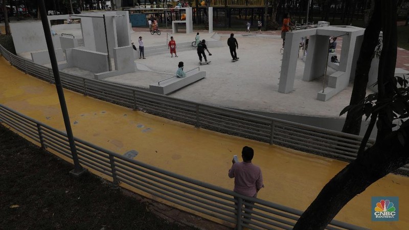 Meski belum dibukanya secara umum, taman tersebut telah menarik banyak minta masyarakat