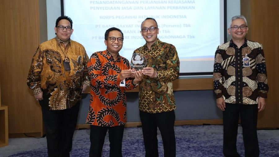 Melalui kerjasama ini, Bank BRI bersama group-nya berkomitmen untuk menyediakan layanan keuangan terintegrasi bagi anggota KORPRI di seluruh Indonesia.