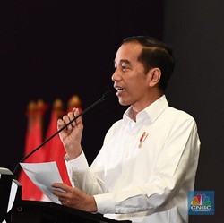 Perintah Jokowi ke Sri Mulyani & Erick, Utamakan Dana Nasabah