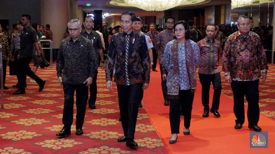 Masyarakat Tionghoa begitu ahli, terutama dalam urusan bisnis dan perdagangan.