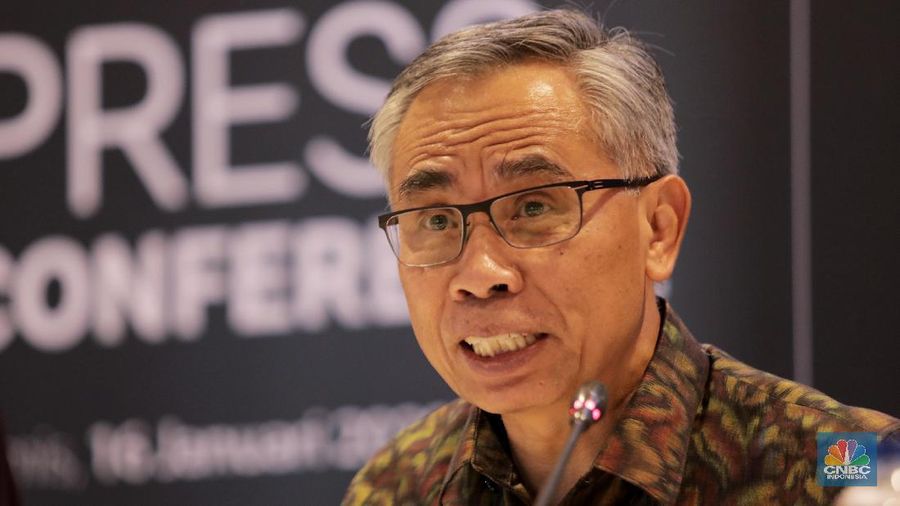 Otoritas Jasa Keuangan (OJK) menegaskan akan meningkatkan transparansi di pasar modal.