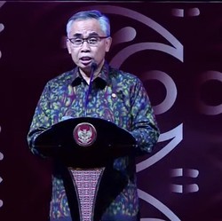 Bos OJK: Masa Survival Sudah Lewat