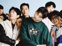 IU, Zico, Yoona Ramai-ramai Menyumbang Perangi Corona