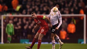 Kapten Liverpool Galang Dana untuk Pesepakbola yang Terbunuh