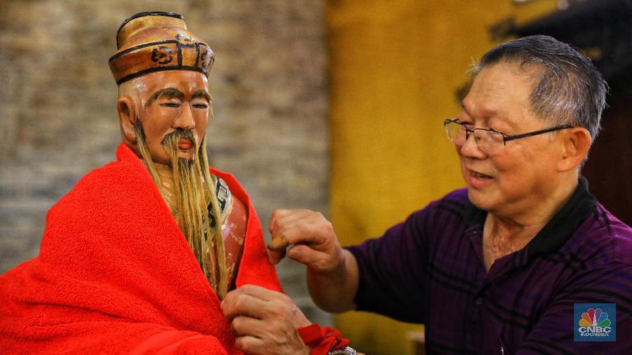 Ritual tersebut sebagai bentuk penghormatan dan upaya pensucian diri menjelang perayaan Imlek