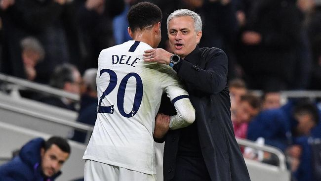 Tottenham Imbang, Hubungan Dele Alli dan Mourinho Memanas