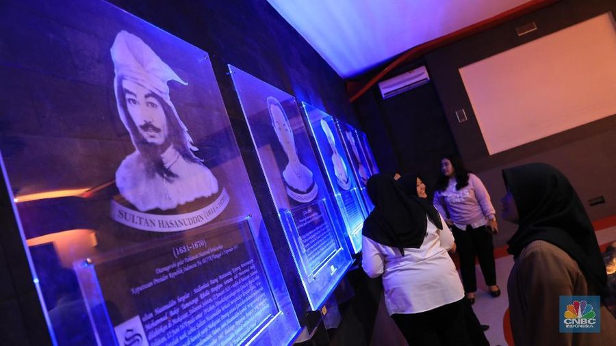 Kunjungan para siswa ke Diorama Sejarah Perjalanan Bangsa ANRI.