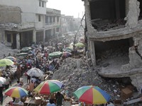 12 Januari 2010, Haiti diguncang gempa Magnitudo 7,0 dan merenggut lebih dari 222.000 orang. Namun, dalam dekade ini Haiti terus menghadapi berbagai krisis.