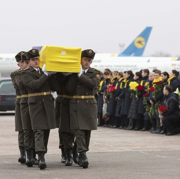 Haru, Ini Sedihnya Ukraina Sambut Jenazah Korban Rudal Iran