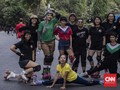 Belajar Sepatu Roda Bareng Komunitas Rad Supersonic