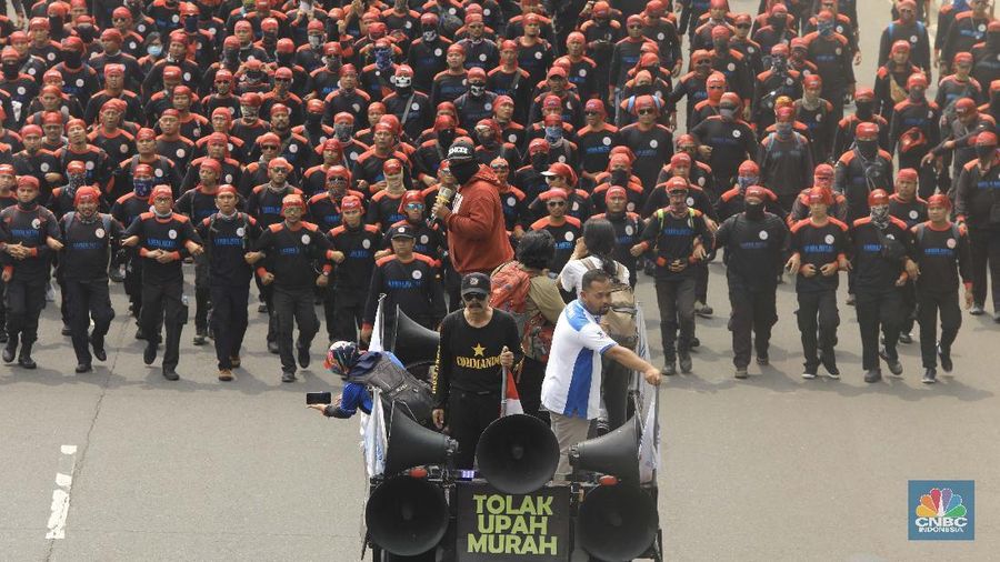 Buruh Marah