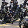 Demo Hong Kong Panas Lagi, 200 Orang Ditangkap