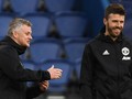 Asisten Pelatih MU Ribut dengan Suporter Liverpool
