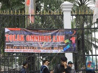 Sederet Fakta Omnibus Law yang Bikin Ribuan Buruh Marah