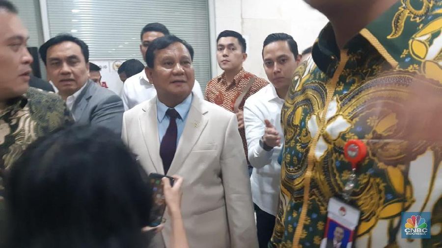 Hal tersebut disampaikan Prabowo usai rapat dengan Komisi I Dewan Perwakilan Rakyat (DPR) hari ini.