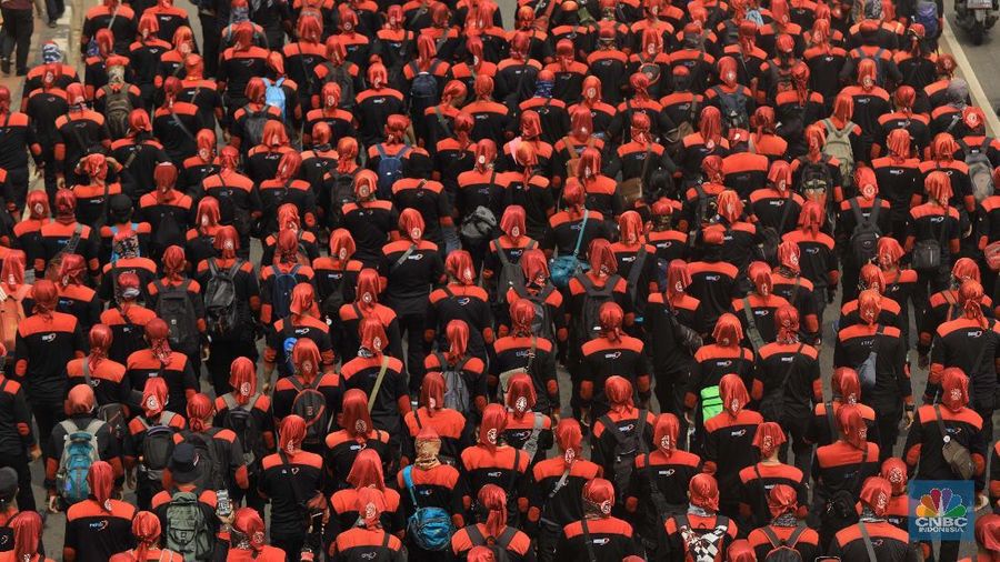 Bikin Buruh Marah, Apa Sih Omnibus Law Jokowi?