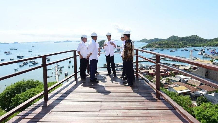 Presiden Jokowi sedang menyiapkan pelabuhan multi fungsi.