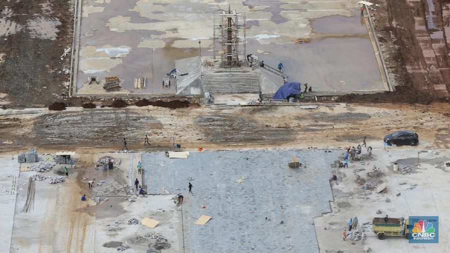 Pemprov DKI Jakarta melakukan revitalisasi kawasan Monas, Jakarta Pusat.