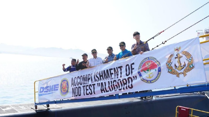 Kapal Selam 405 Alugoro Berhasil Jalani Tes Nominal Diving Depth (NDD)