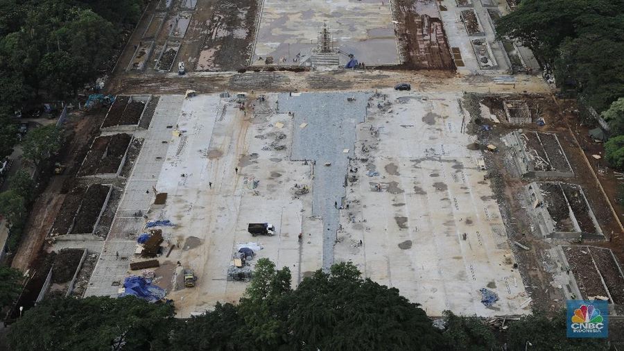 Pemprov DKI Jakarta melakukan revitalisasi kawasan Monas, Jakarta Pusat.
