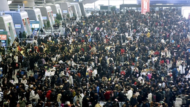 Jelang perayaan Imlek, warga China juga melakukan ritual mudik.