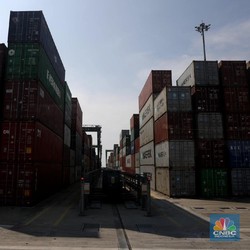 Impor Anjlok 17%, Neraca Dagang RI Surplus US$ 2,62 M