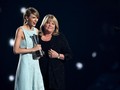 Ibu Taylor Swift Idap Tumor Otak Usai Didiagnosis Kanker