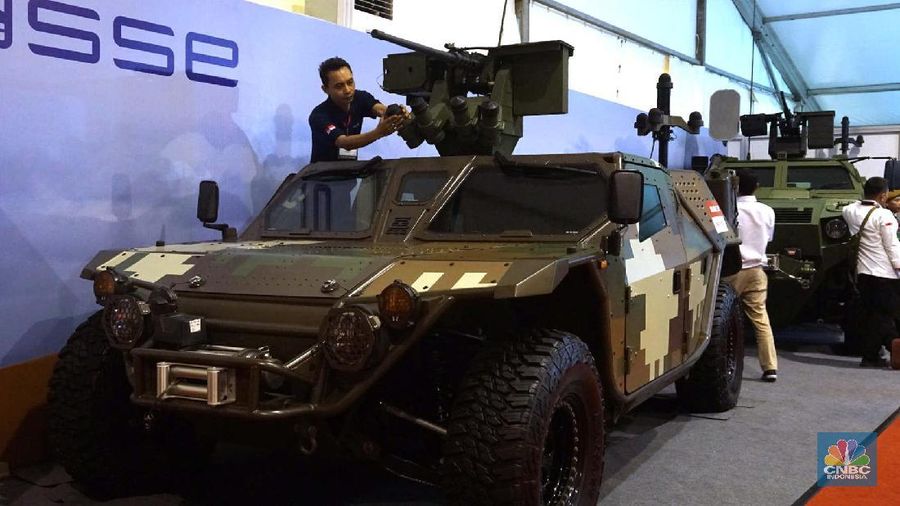 Pameran industri pertahanan dalam negeri baik nasional maupun swasta di kantor Kementerian Pertahanan, Jakarta yang dipimpin Menhan Prabowo Subianto.