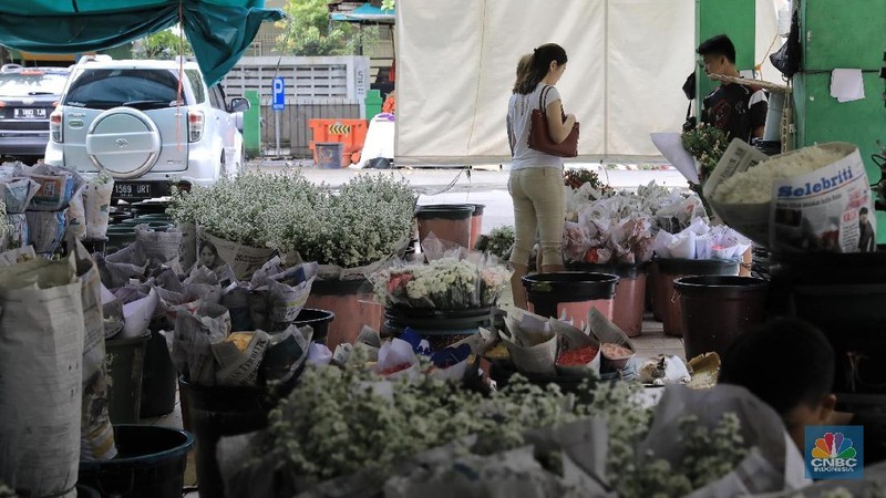 Penjualan bunga di Pasar Bunga Rawa Belong meningkat jelang Imlek.