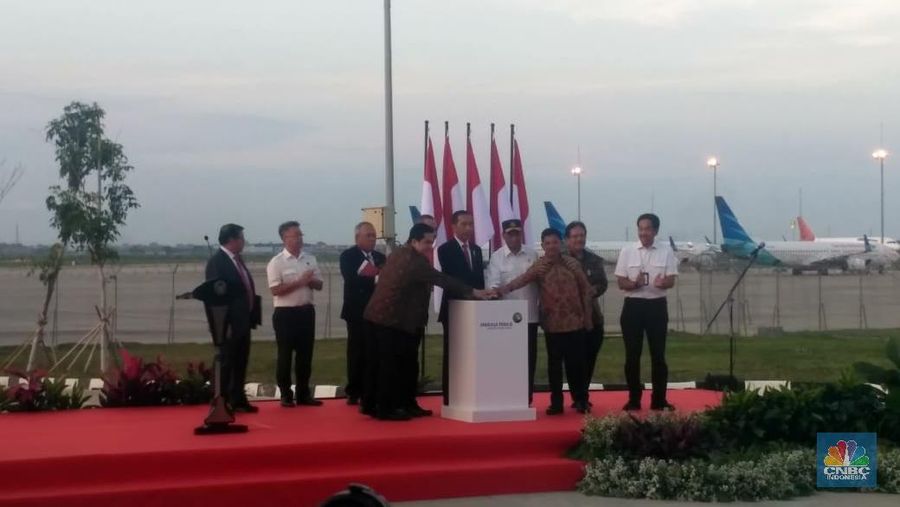 Bandara Soetta kini punya runway ketiga setelah 35 tahun bandara beroperasi.