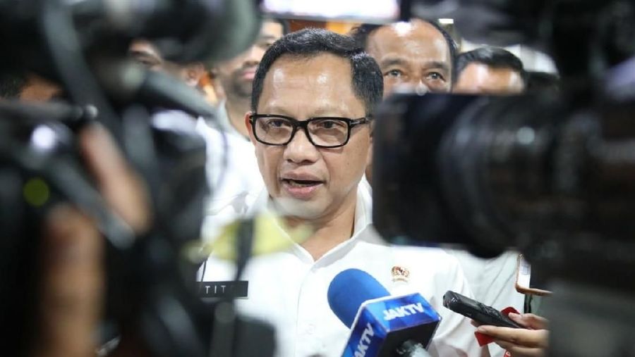 Menteri Dalam Negeri Tito Karnavian di ruang rapat Komisi II DPR RI. (Dok: Puspen Kemendagri)