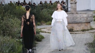 Menghidupkan Kembali Sang Legenda Coco Chanel