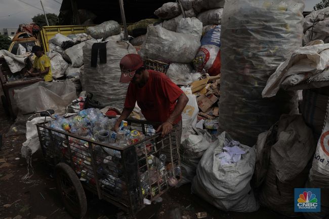 Pak Jokowi Saat Corona Belum Ganas Saja Kemiskinan Naik Lho