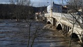Banjir yang merendam wilayah Spanyol membuat perumahan warga, toko-toko dan restoran ditutup. (Josep LAGO / AFP)