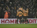 FOTO: Salah Egois, Liverpool Susah Payah Tekuk Wolves