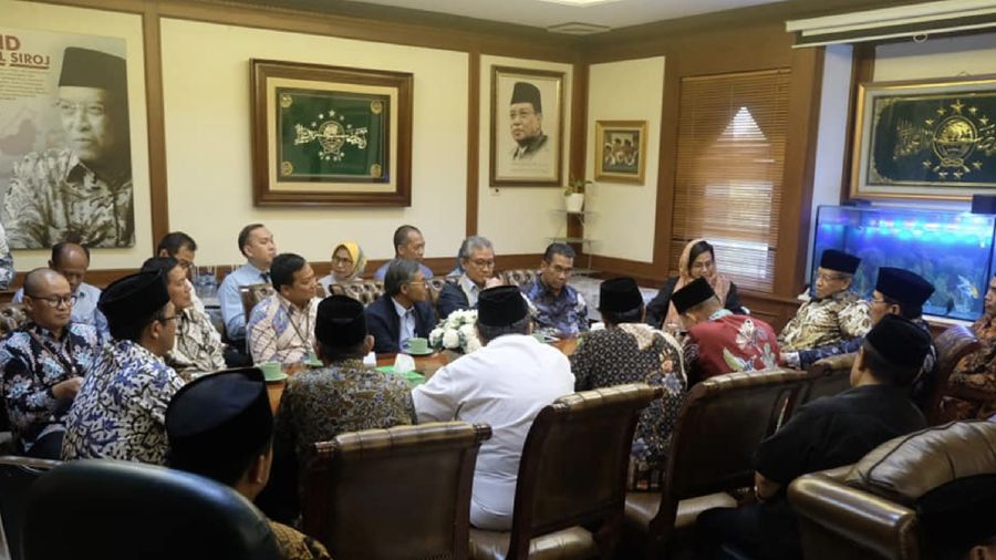 Sri Mulyani berkunjung ke kantor PBNU untuk bersilaturahmi dan berdiskusi bersama.