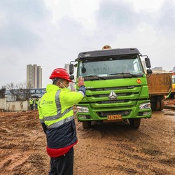 Ngebut, China Bangun Rumah Sakit Khusus Corona