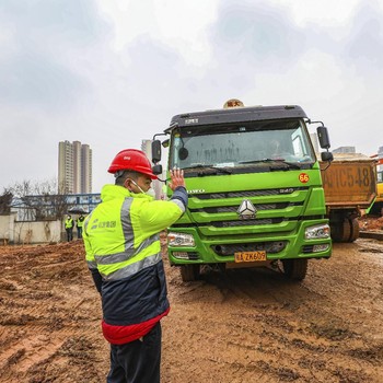 Ngebut, China Bangun Rumah Sakit Khusus Corona